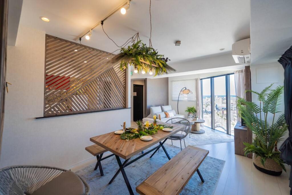 Appartamento The Penthouse Ginowan Urasoe Esterno foto