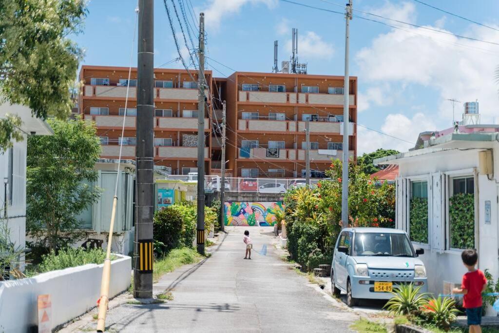 Appartamento The Penthouse Ginowan Urasoe Esterno foto