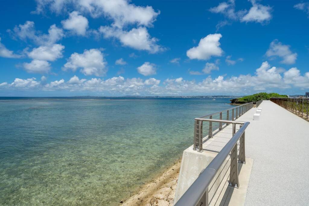 Appartamento The Penthouse Ginowan Urasoe Esterno foto