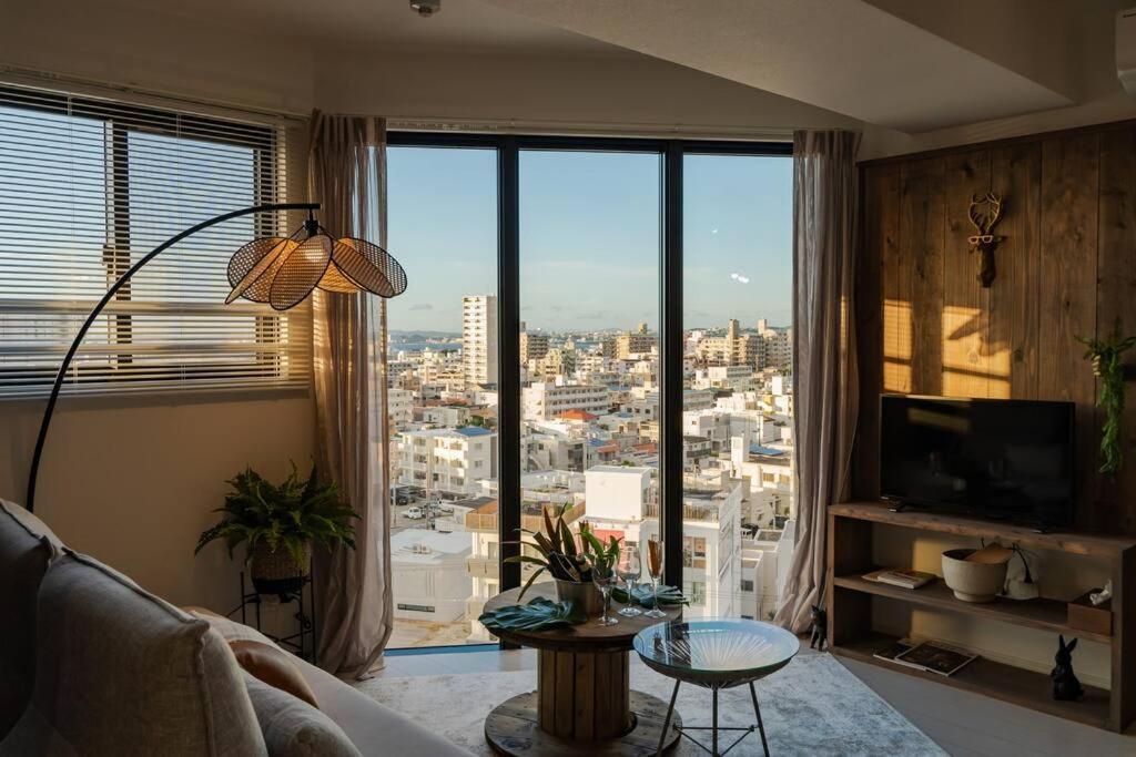 Appartamento The Penthouse Ginowan Urasoe Esterno foto