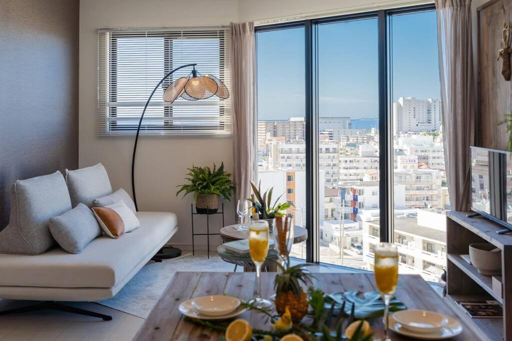 Appartamento The Penthouse Ginowan Urasoe Esterno foto