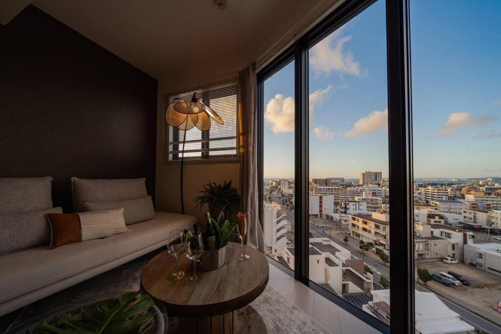 Appartamento The Penthouse Ginowan Urasoe Esterno foto